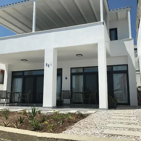 公寓 Mert Homes